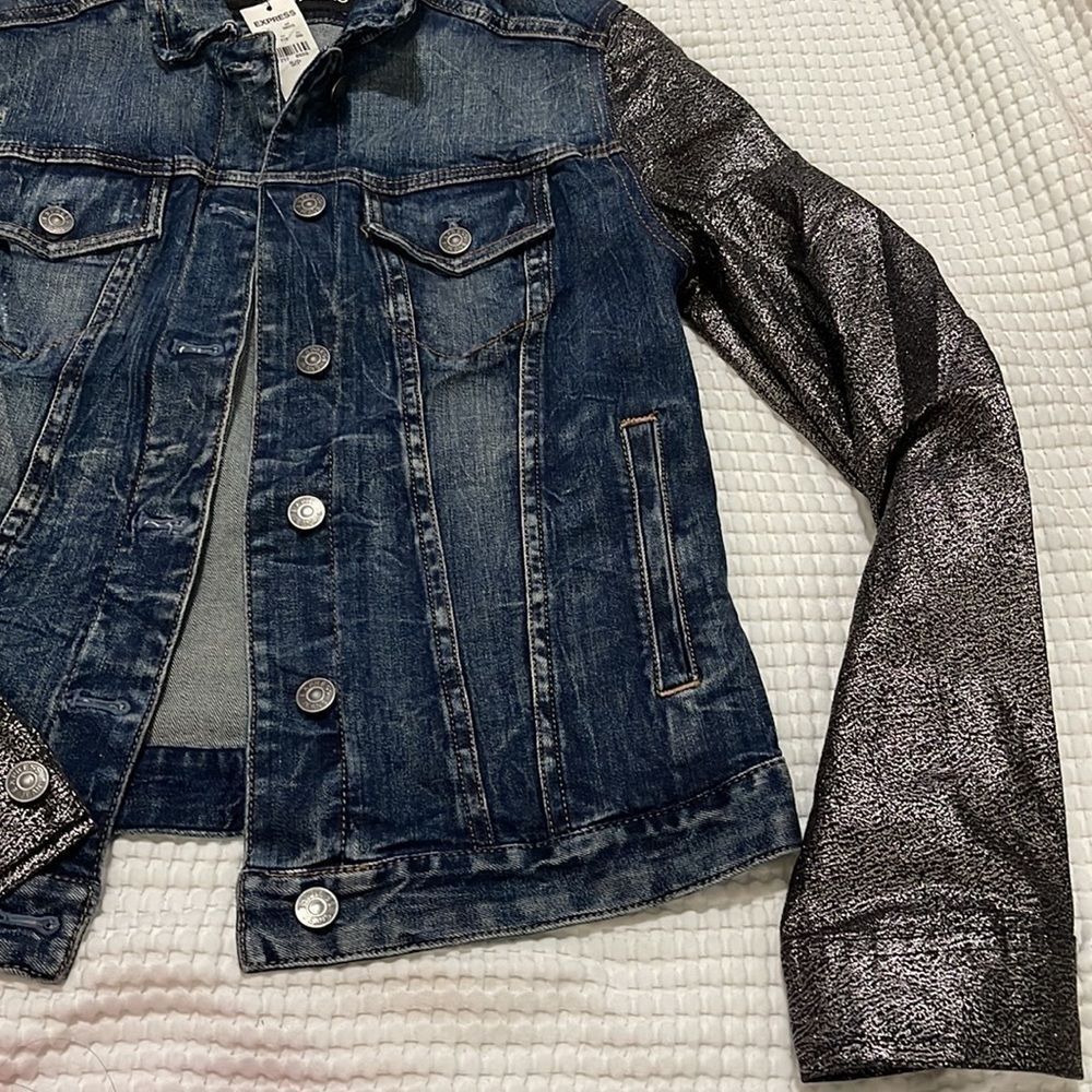 NWT- Express- S - Picture 6 of 7